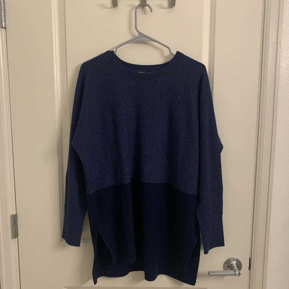 Two Toned Athleta Sweatshirt